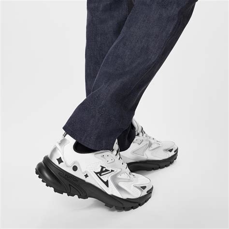 louis vuitton sneakers runner tatic